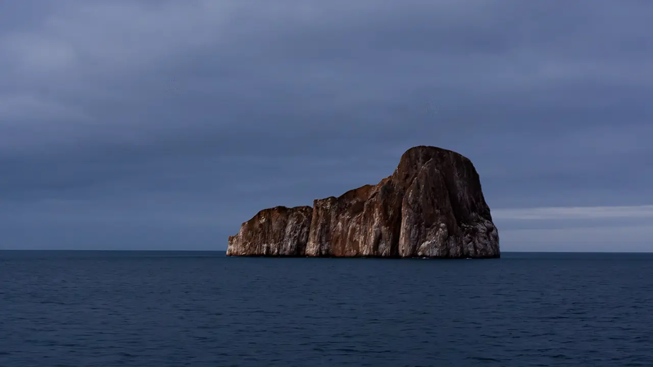 León Dormido / Kicker Rock