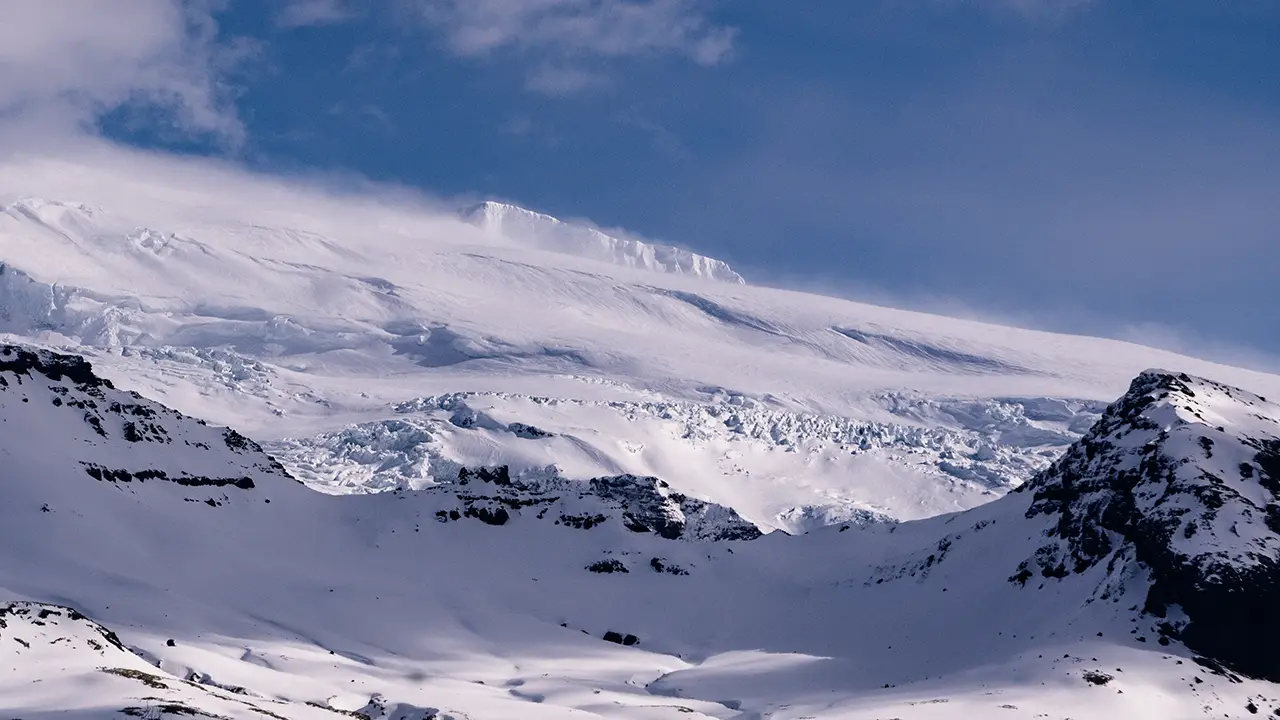 Svínafellsjökull and Hrútsfjallstindar